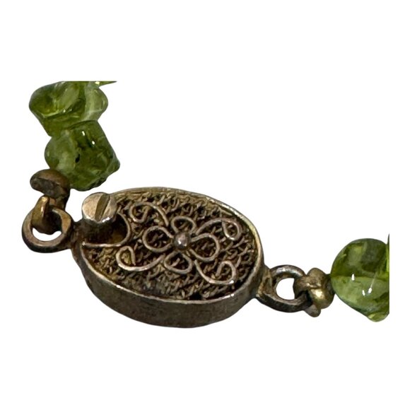 Vintage Peridot Chip Beaded Necklace Sterling Silver Ornate Clasp 33" Long Green - Picture 4 of 9